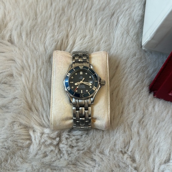 AUTHENTIC SEAMASTER OMEGA WATCH - Picture 2 of 9